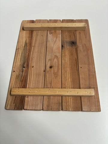 Handgemaakte houten kist van gerecycled hout voor geschenkverpakking en woondecoratie in Nederland