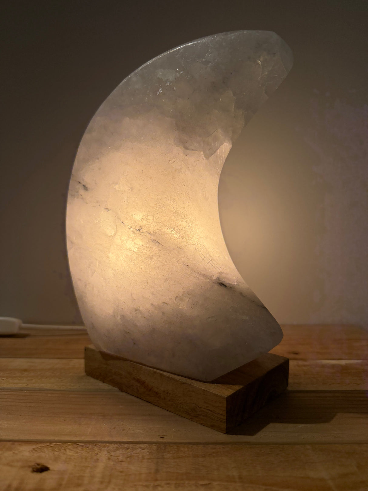 Himalaya-Salzlampe – Muschel mit Perle