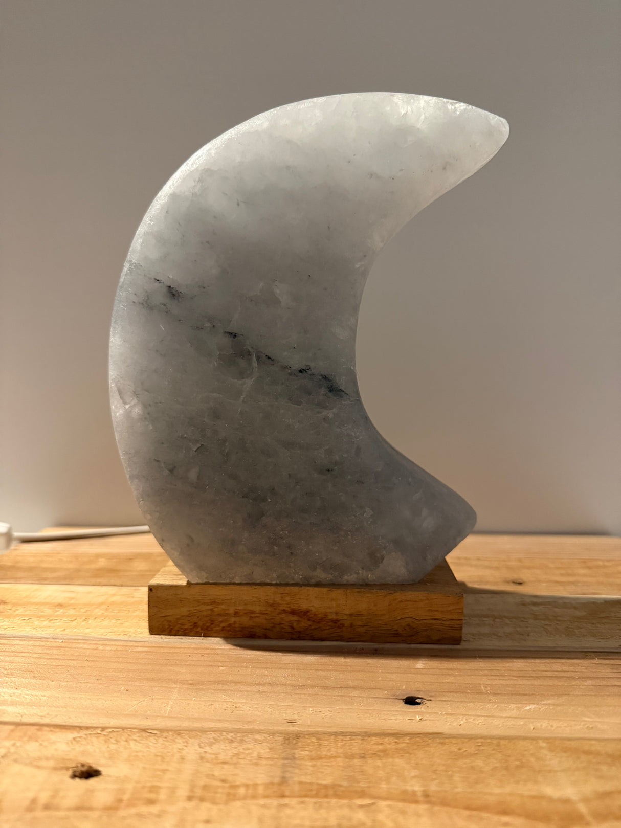 Himalaya-Salzlampe – Muschel mit Perle