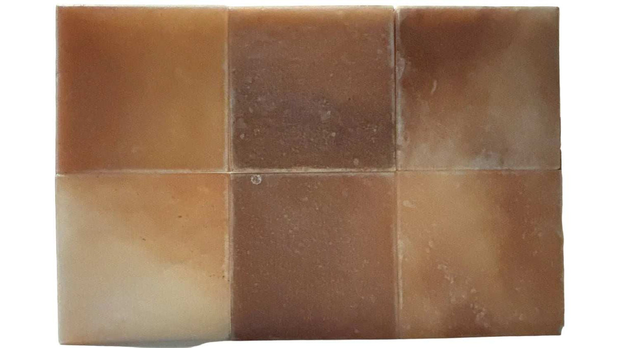Vierkante Himalaya zoutsteen tegel 20x20x2,5 cm in warme oranje en roze tinten uit Khewra Pakistan